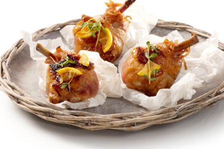 Kleverige-kipkluifjes-met-citroen-en-tijm